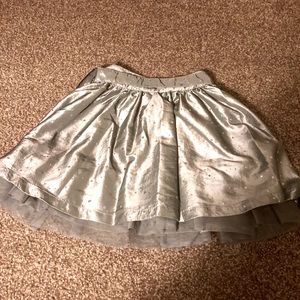 Cute silver skirt for girls. Size 5